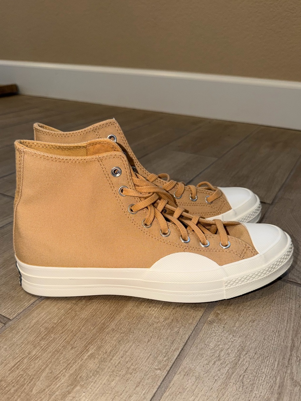 Converse Textured High-Top Sneakers in Tan - Women's/Mens Casual Lace-Ups